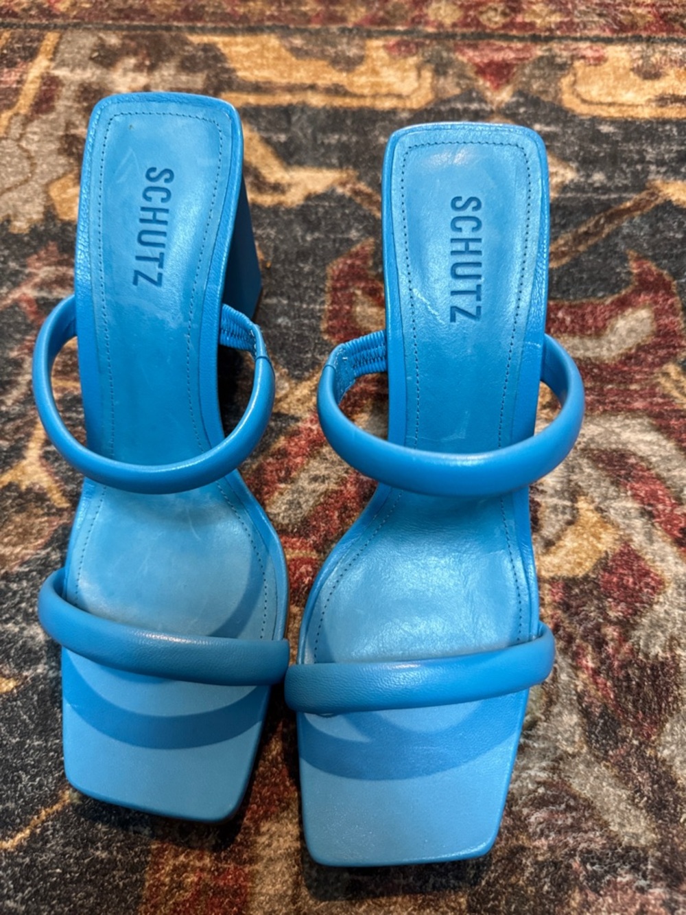 Schutz Ully sandals. Blue Square-Toe Block Heel.
NWT: Size 10B